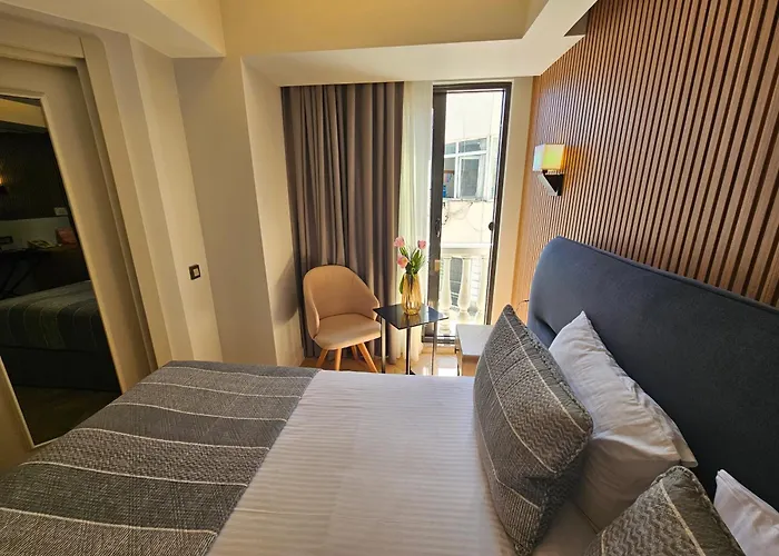 Anthemis Hotel