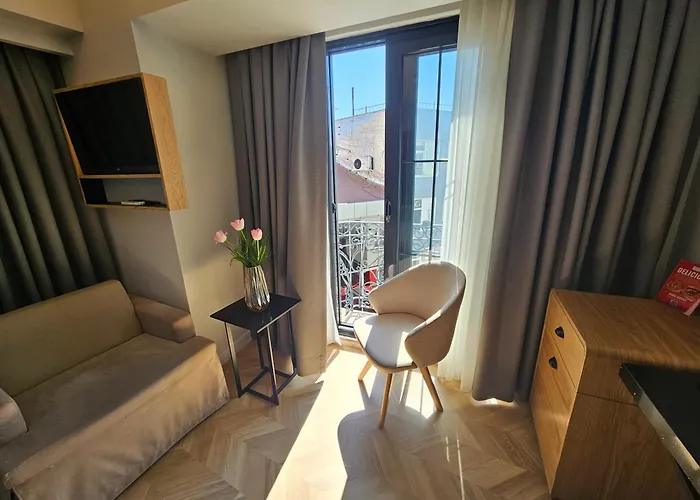 Anthemis Hotel